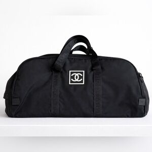 NEW GWP BEAUTE CHANEL
DUFFEL TRAVEL TOTE GYM BAG BLACK